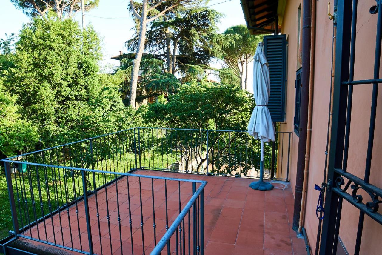 Chic Apt In Villa - Dolcevita Holiday Florence Buitenkant foto