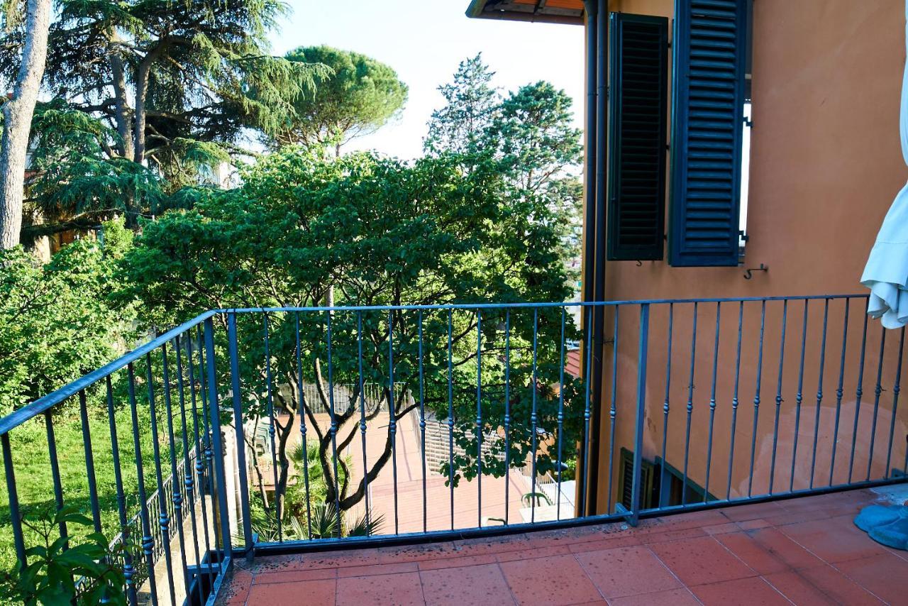 Chic Apt In Villa - Dolcevita Holiday Florence Buitenkant foto