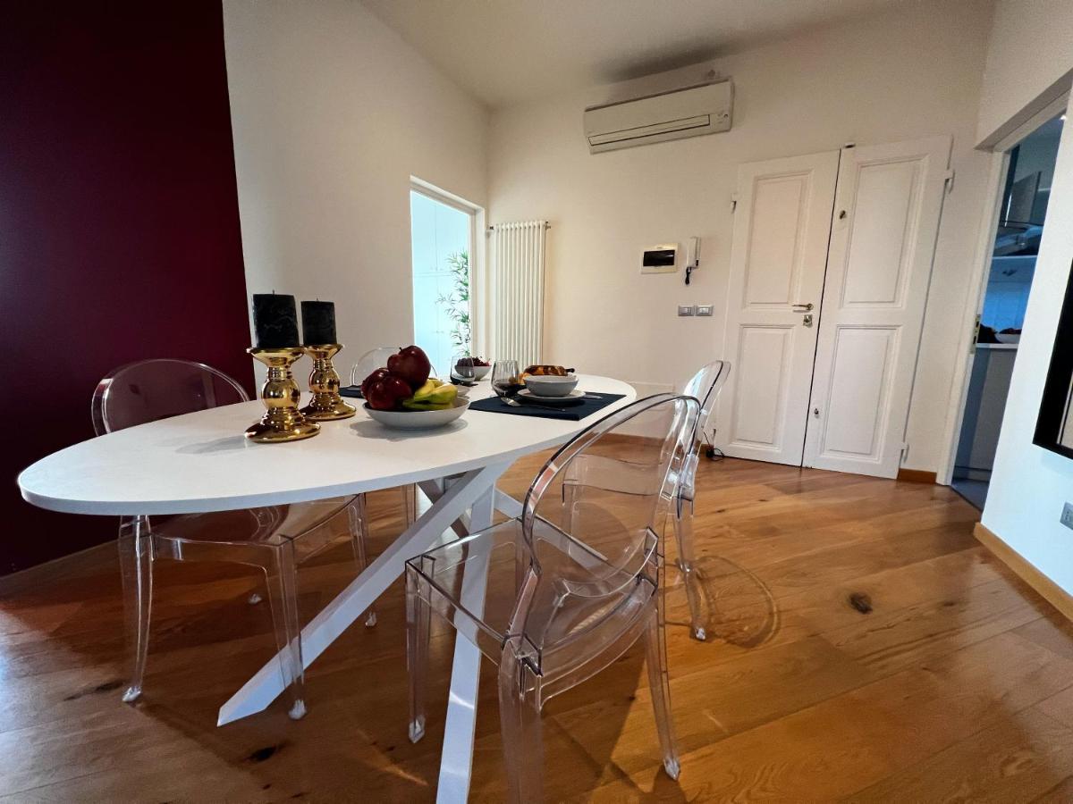 Chic Apt In Villa - Dolcevita Holiday Florence Buitenkant foto