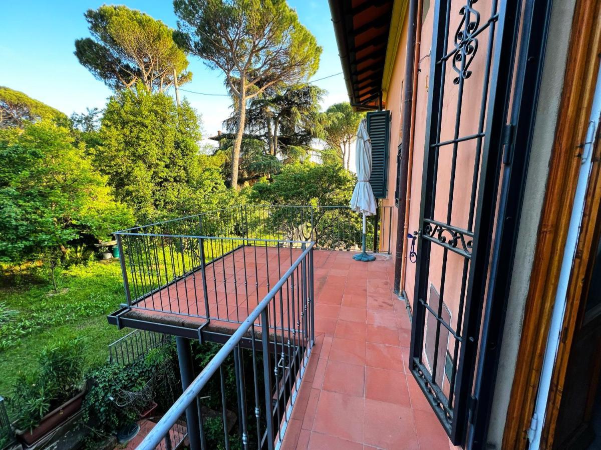 Chic Apt In Villa - Dolcevita Holiday Florence Buitenkant foto